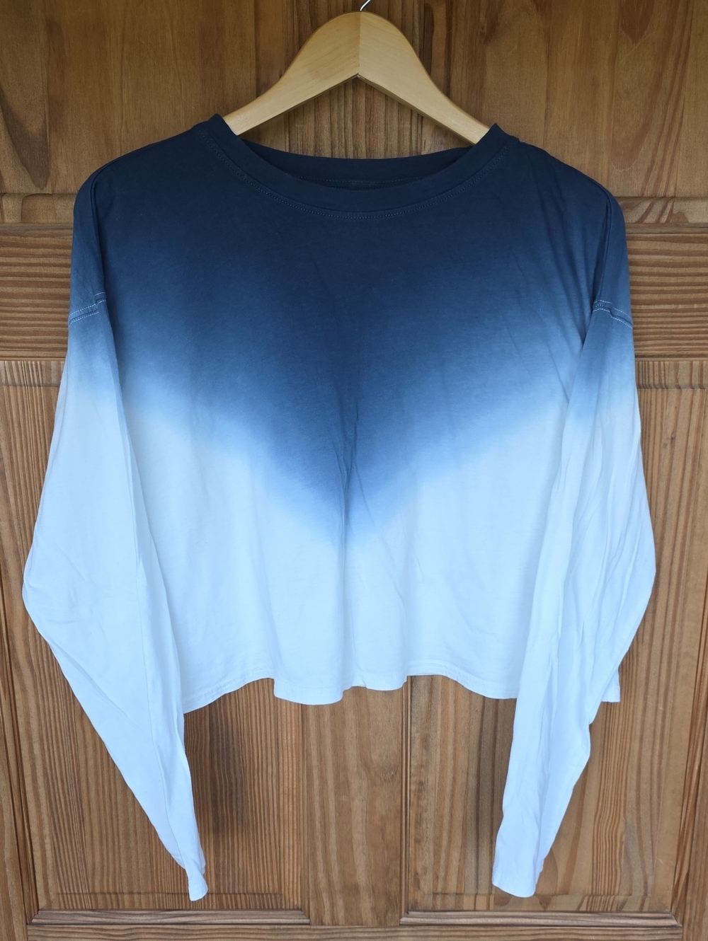 Ariat Navy to Light Blue Ombre Cropped Long Sleeve Top